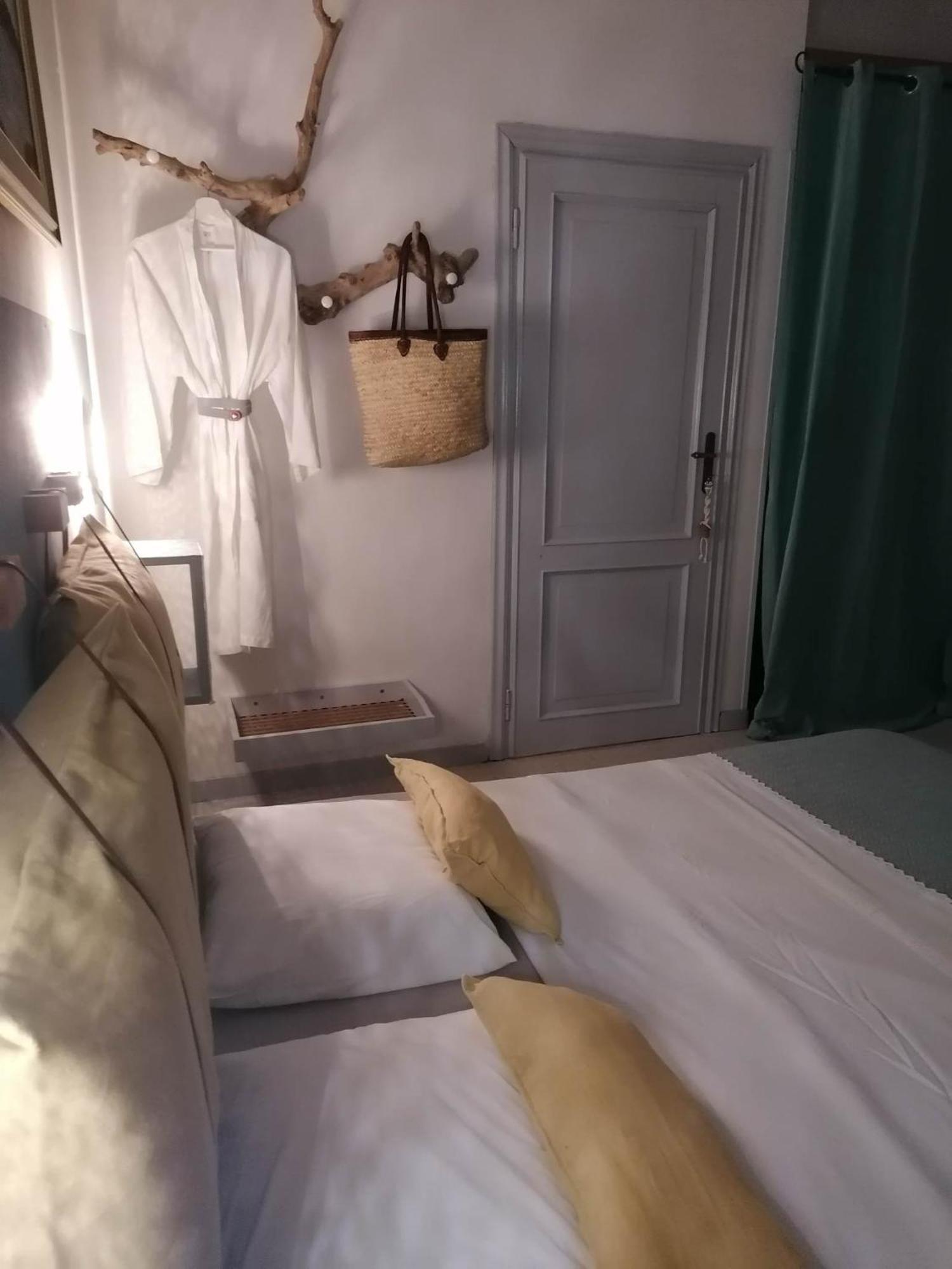 פסקיצ'י Fiore Bed And Breakfast מראה חיצוני תמונה